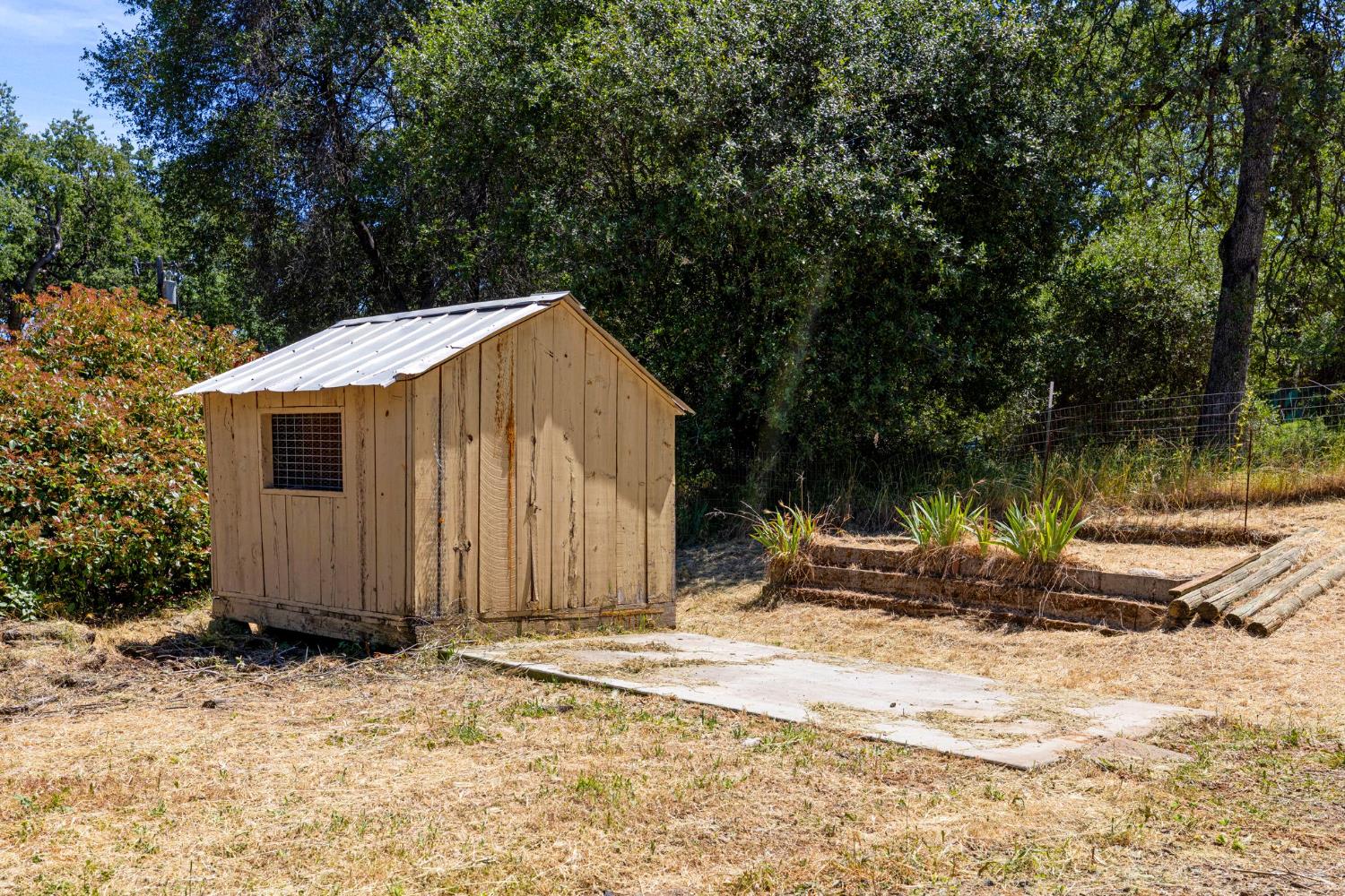 4390 Panorama Drive