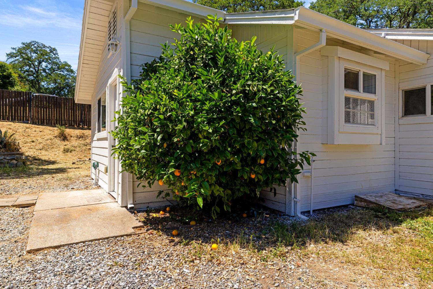 4390 Panorama Drive