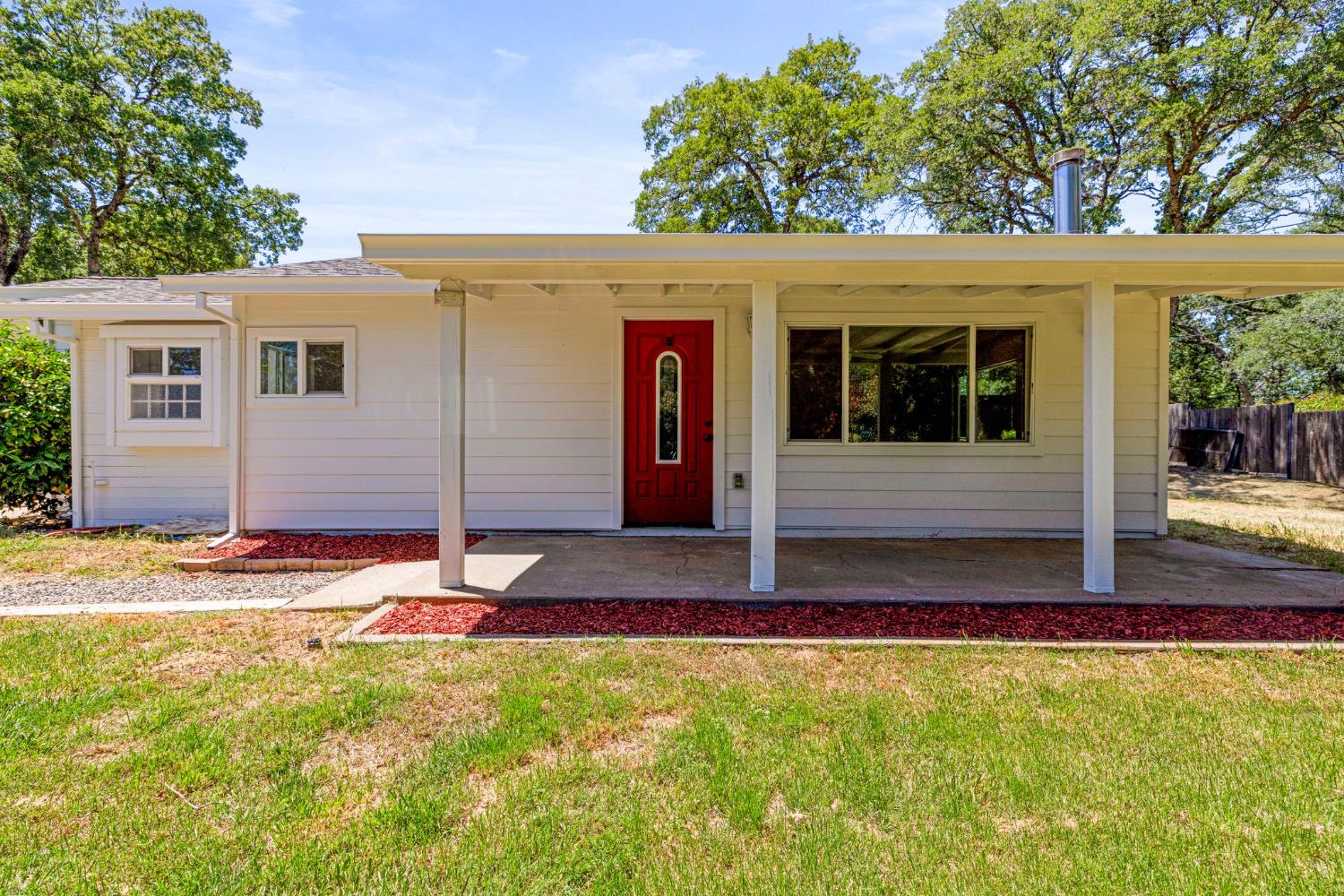 4390 Panorama Drive