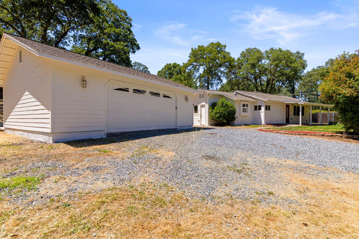 4390 Panorama Drive