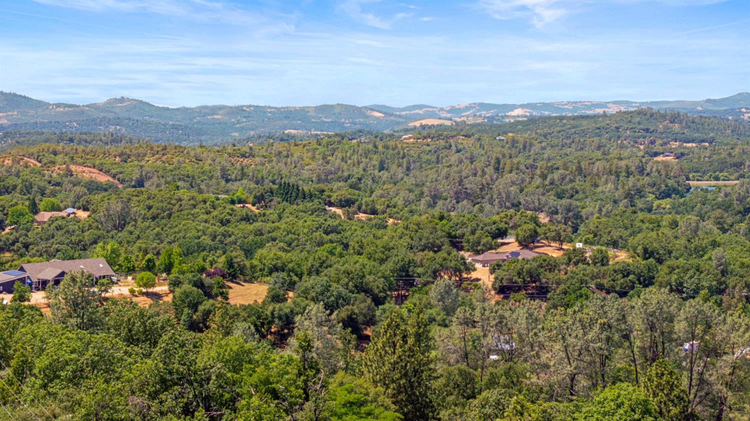 4390 Panorama Drive