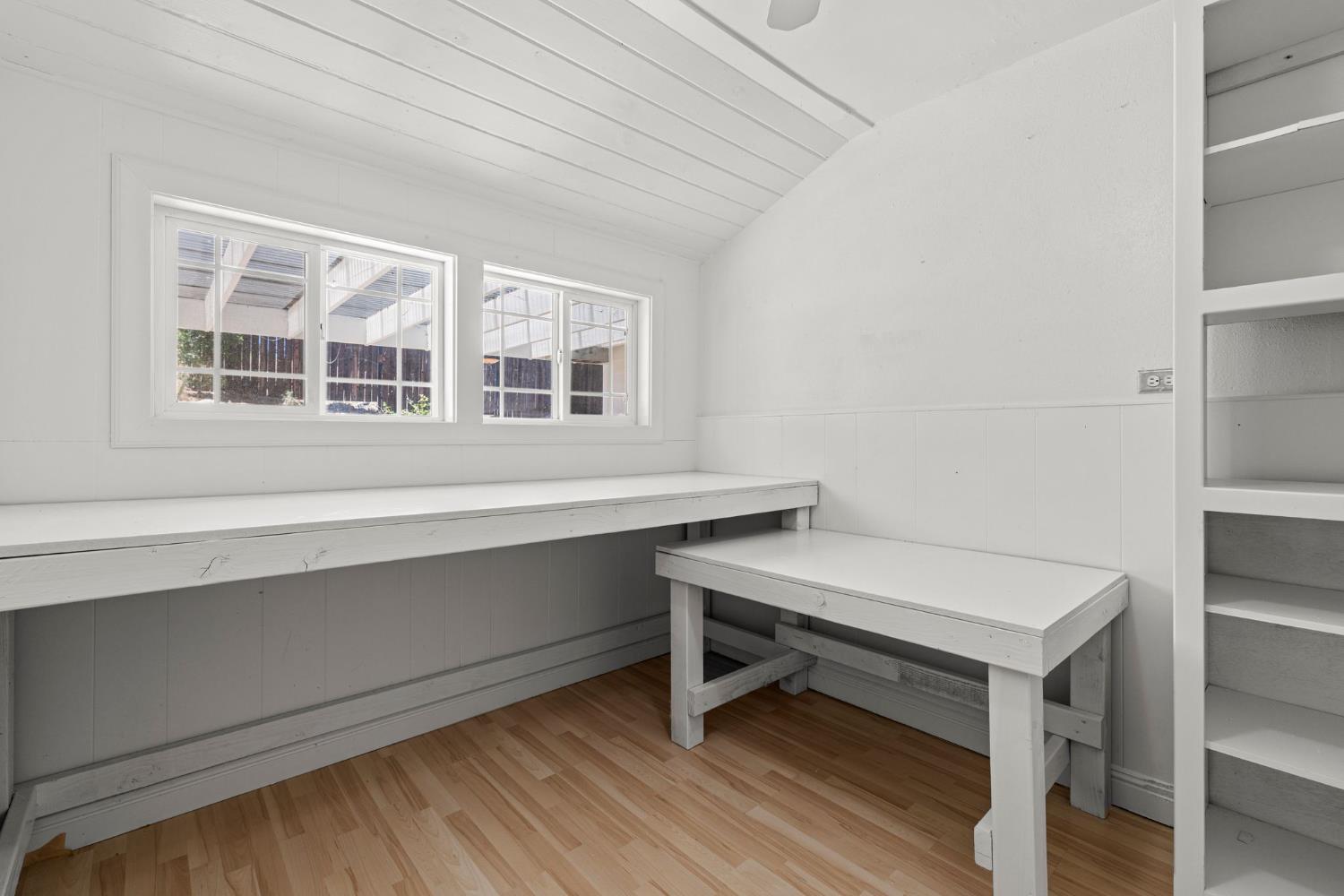 4390 Panorama Drive