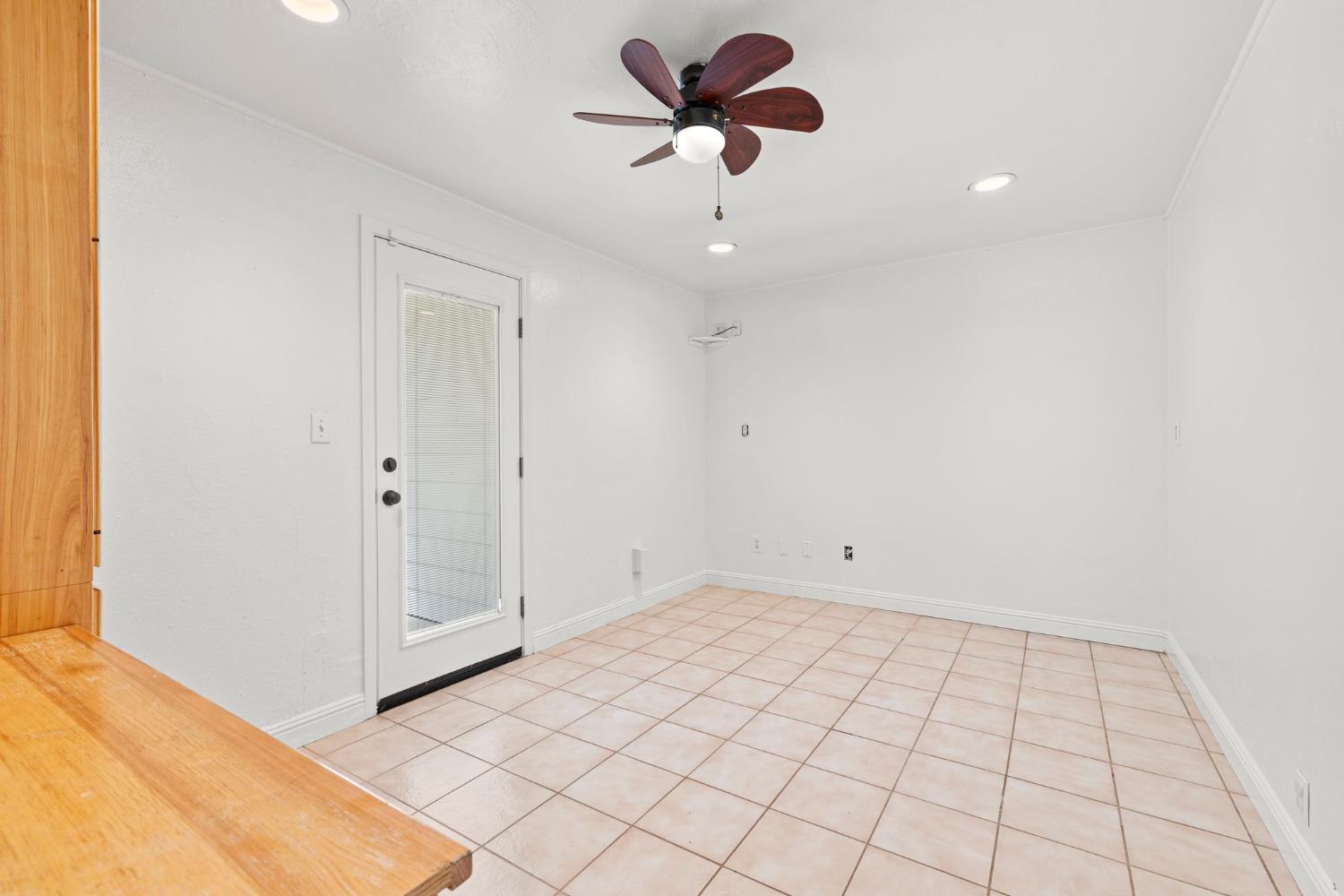4390 Panorama Drive