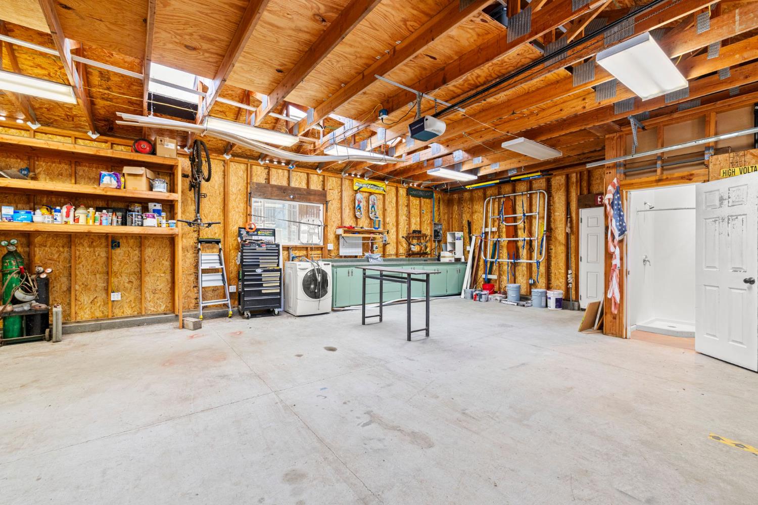 4390 Panorama Drive