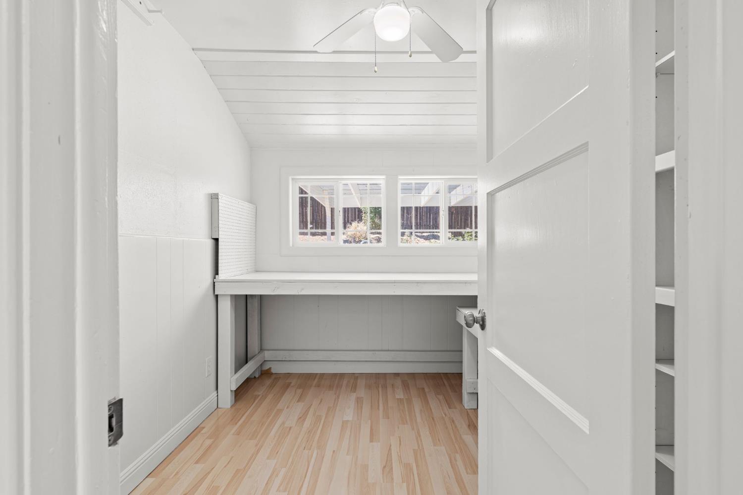 4390 Panorama Drive
