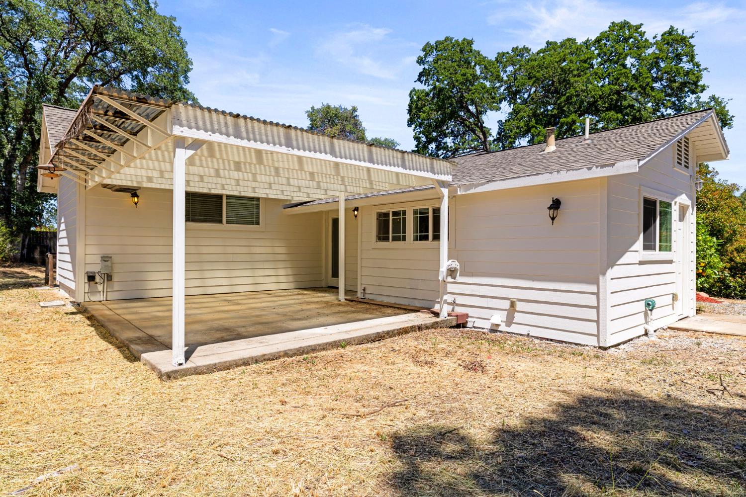 4390 Panorama Drive
