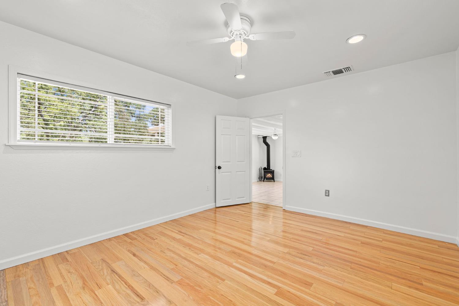 4390 Panorama Drive