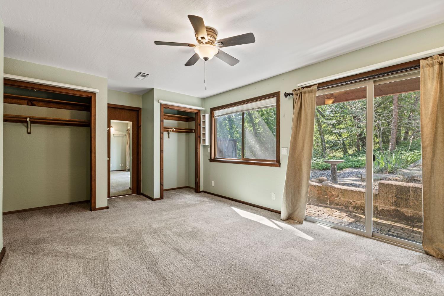 899 Holly Way