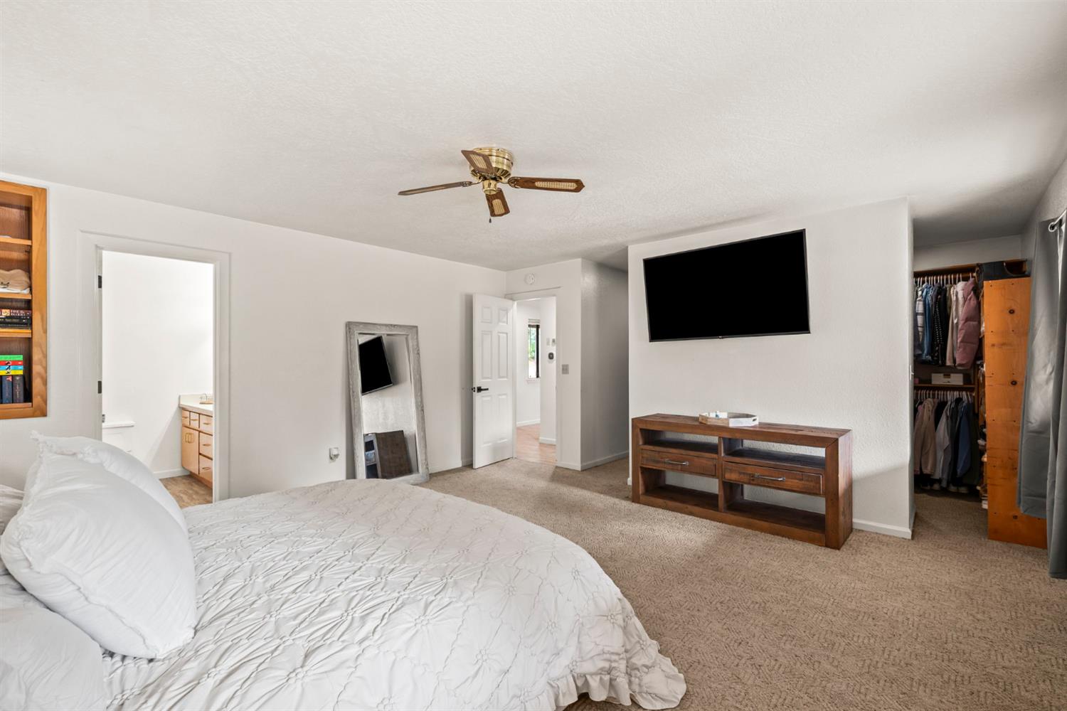 6321 Zamora Drive