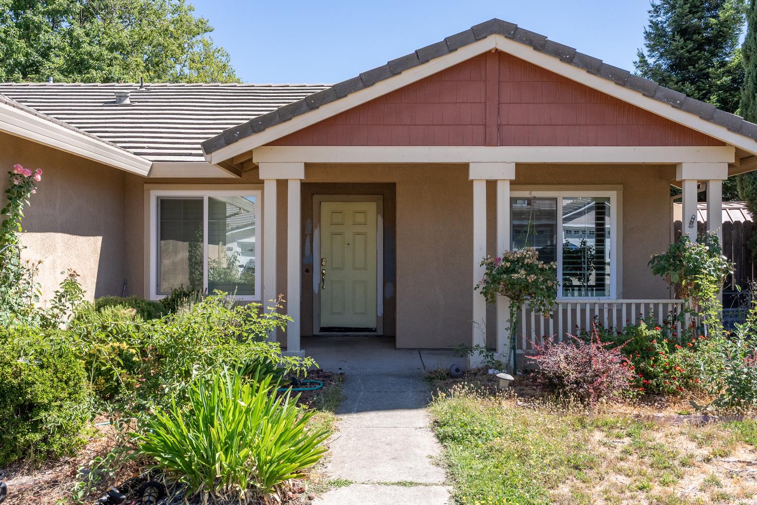 4733 Thoreau Drive