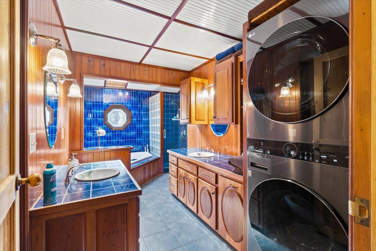 8681 State Highway 193