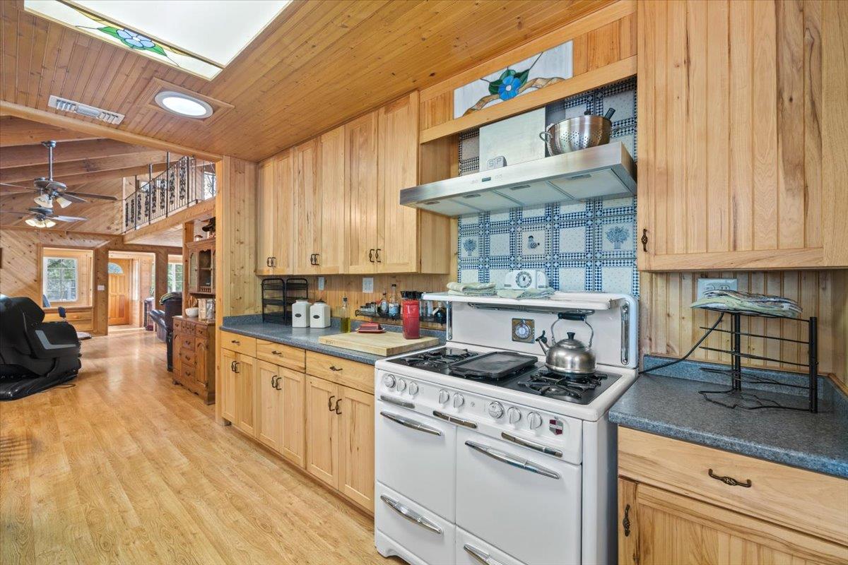 8681 State Highway 193