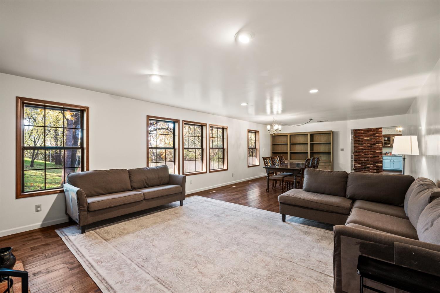 6731 Juniper Lane
