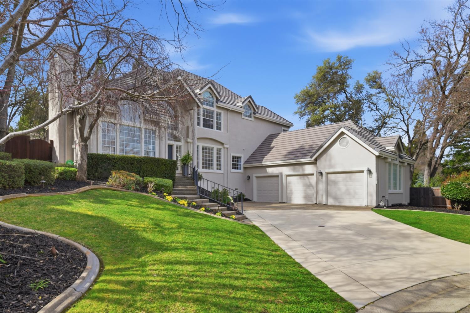 2201 Ellesworth Place