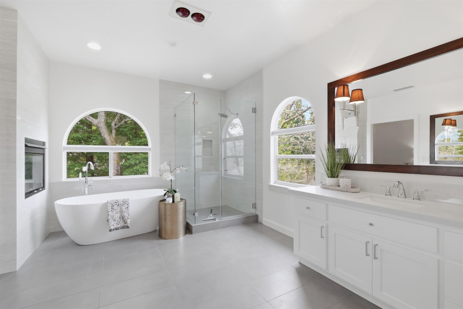 2201 Ellesworth Place