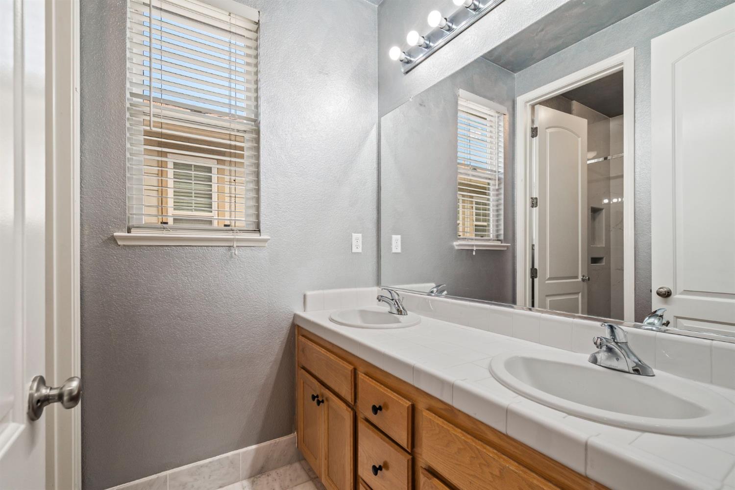 2764 Rogue River Circle