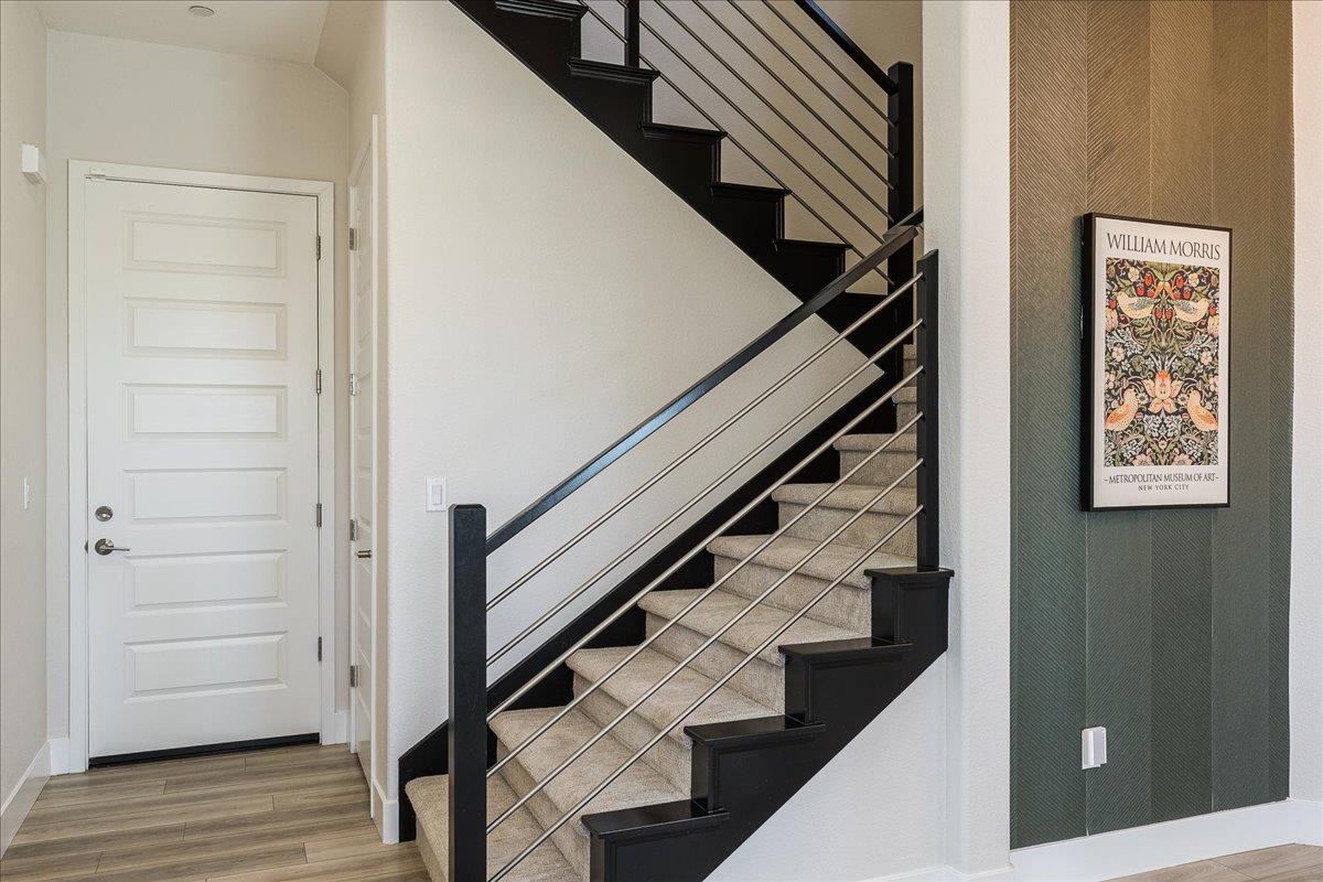 3004 Tierra De Dios Drive