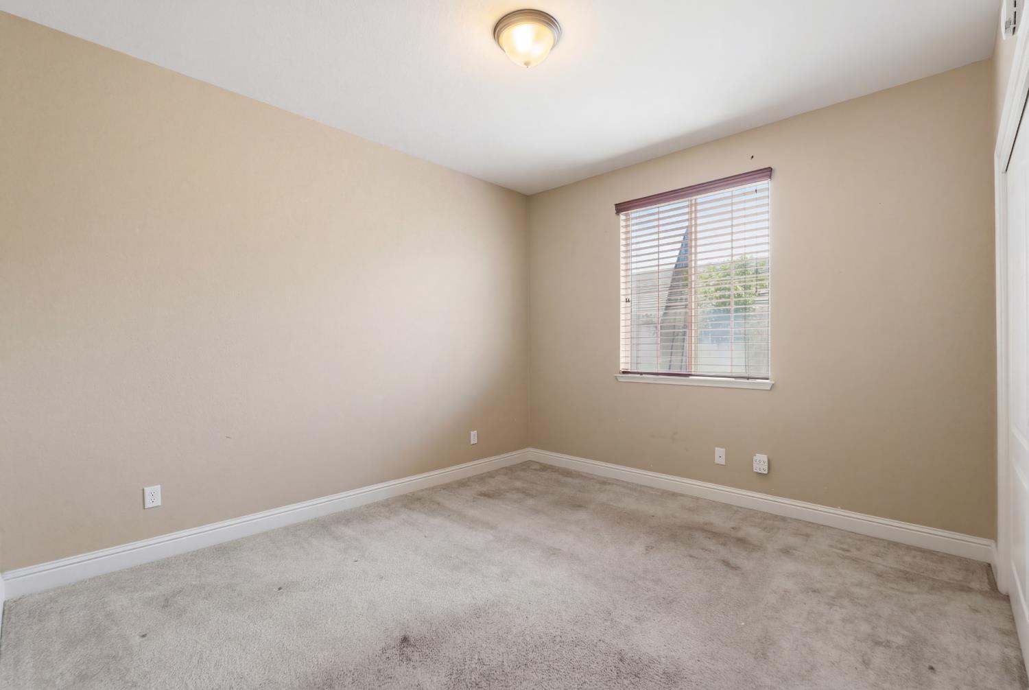 2153 Saddlebrook Way