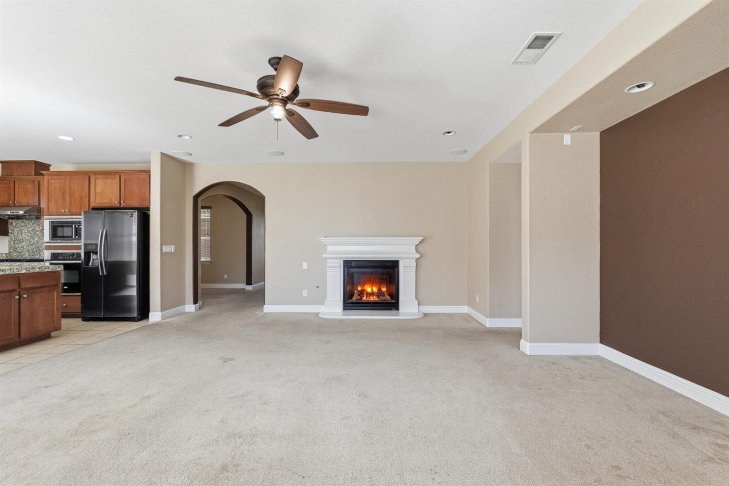 2153 Saddlebrook Way