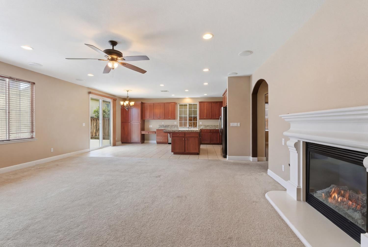 2153 Saddlebrook Way