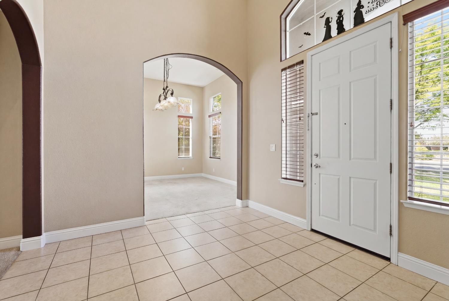 2153 Saddlebrook Way