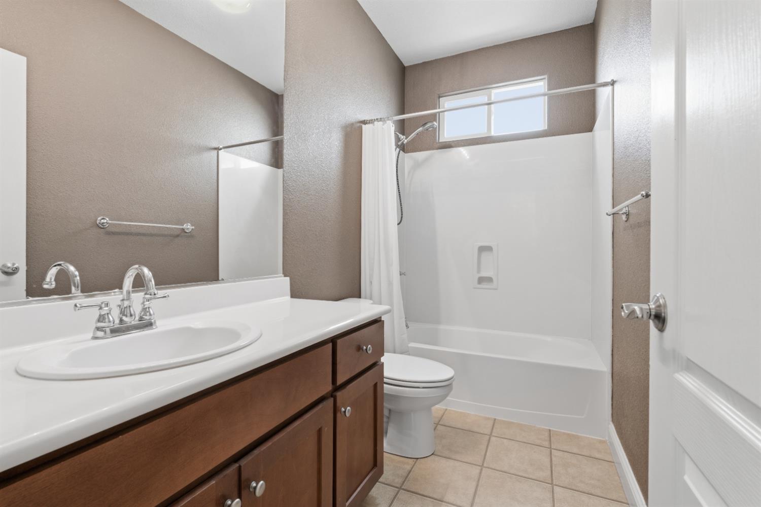 2153 Saddlebrook Way