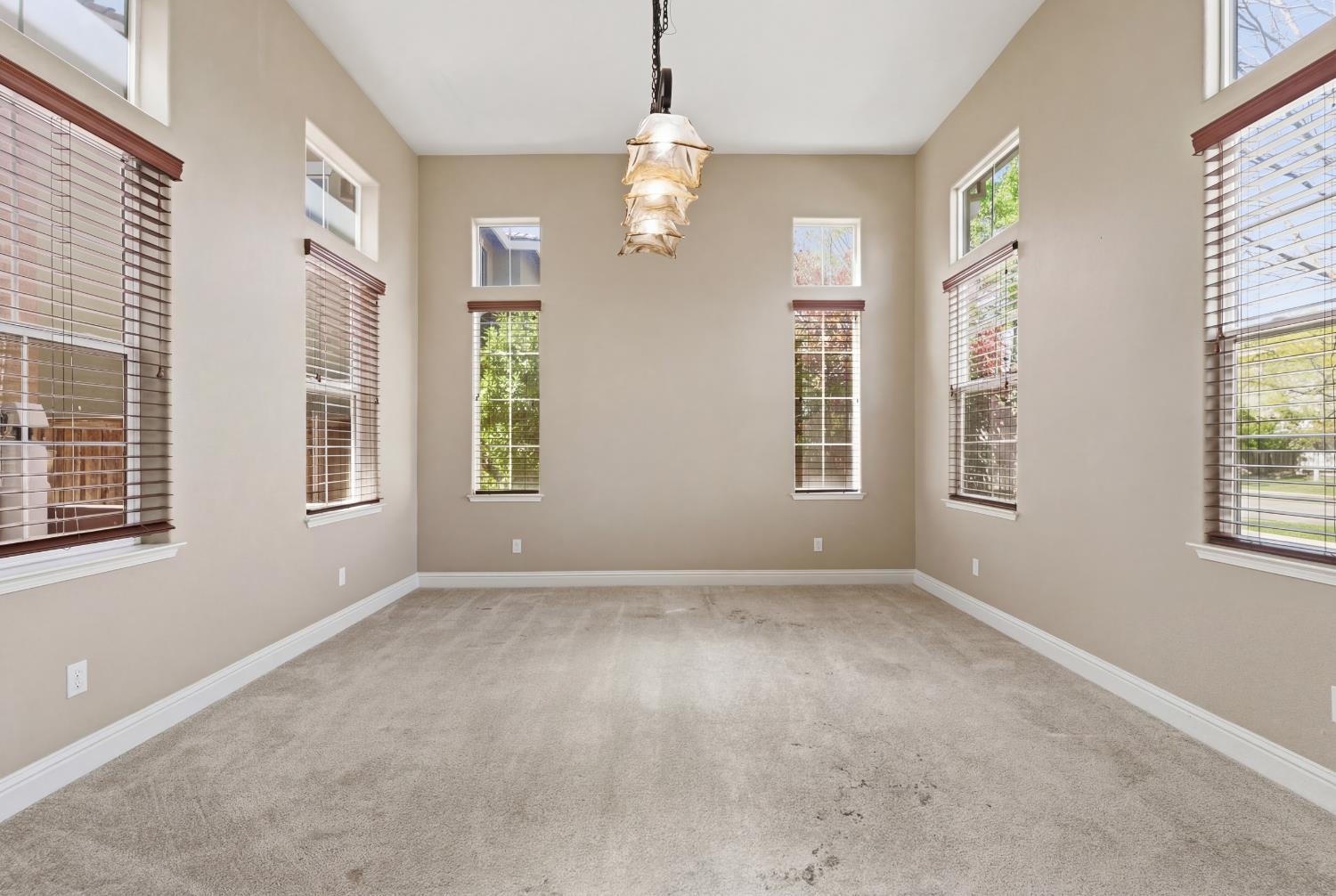 2153 Saddlebrook Way