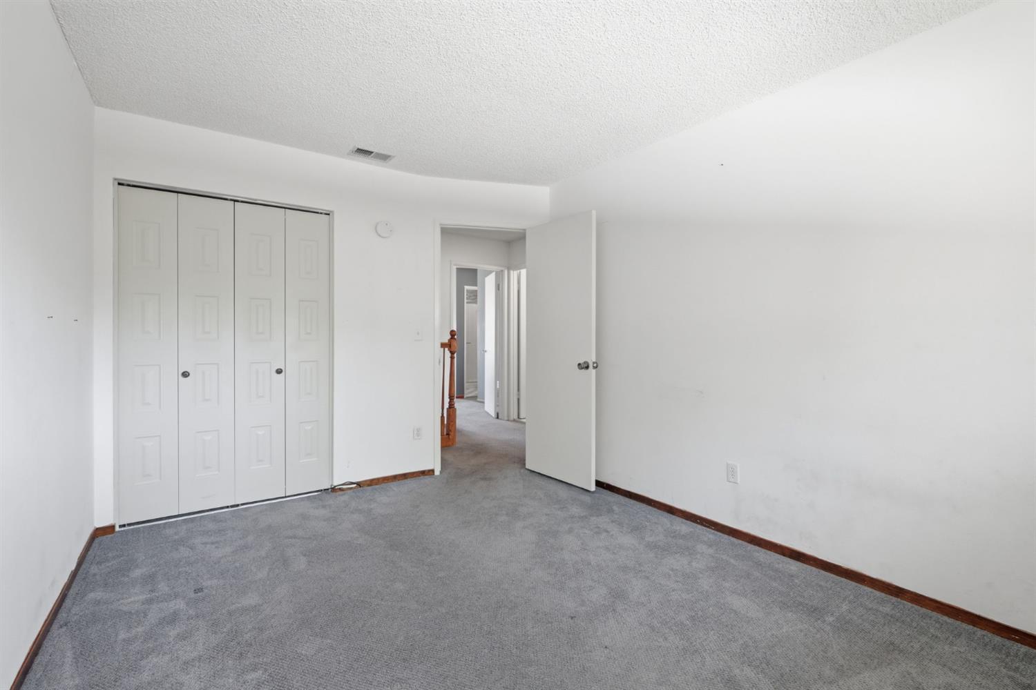 3923 Oak Villa Circle