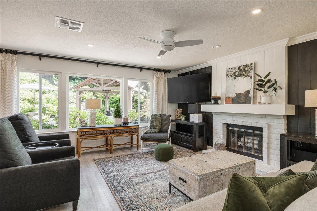 4440 Brisbane Circle