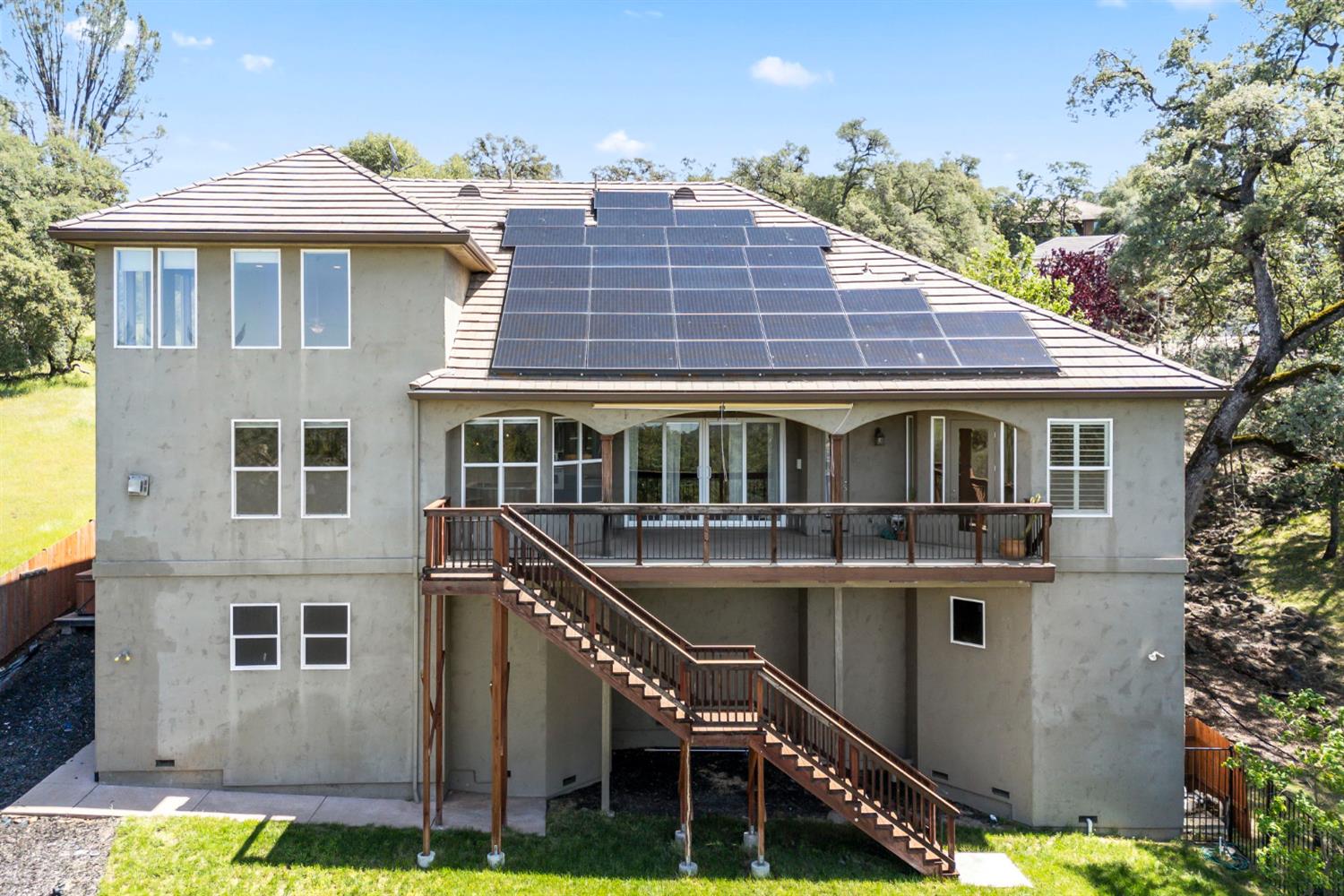 6439 Caddie Court