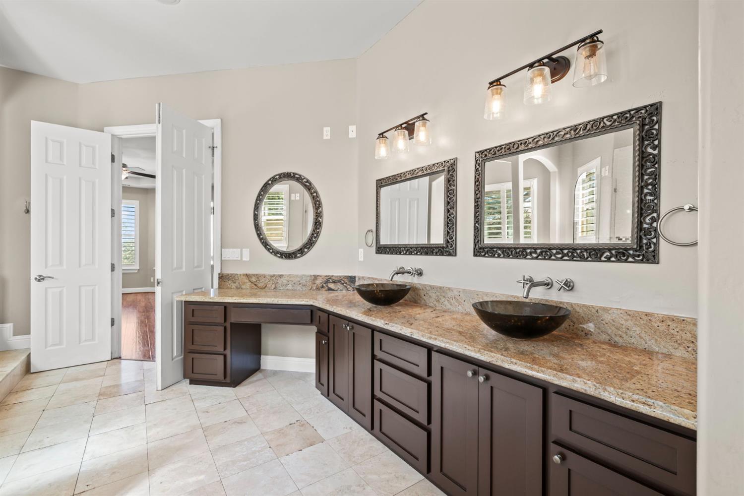 6439 Caddie Court
