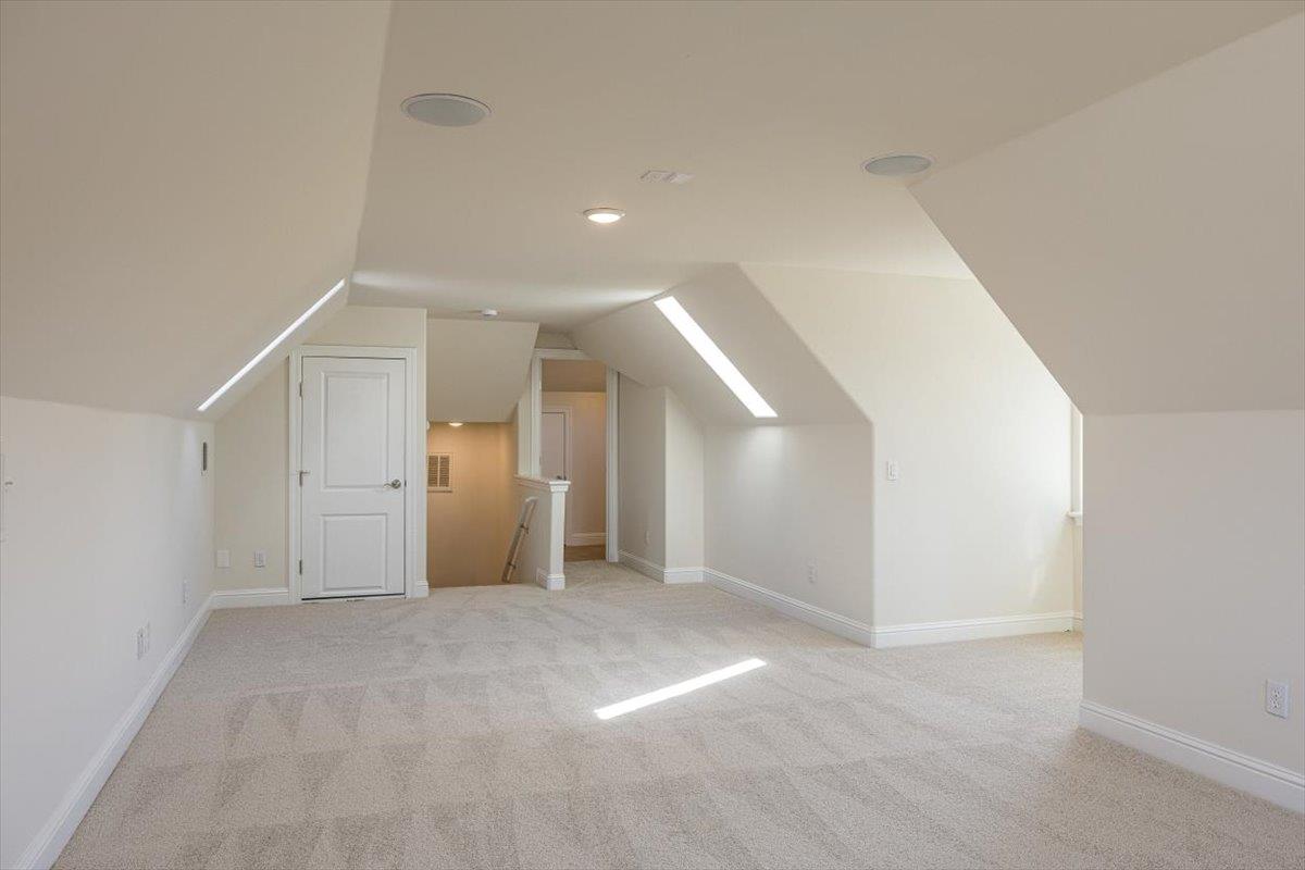 1200 W El Largo Drive
