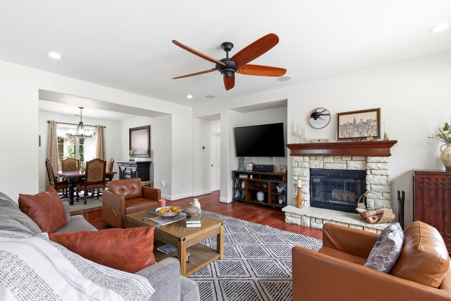 5161 Garlenda Drive