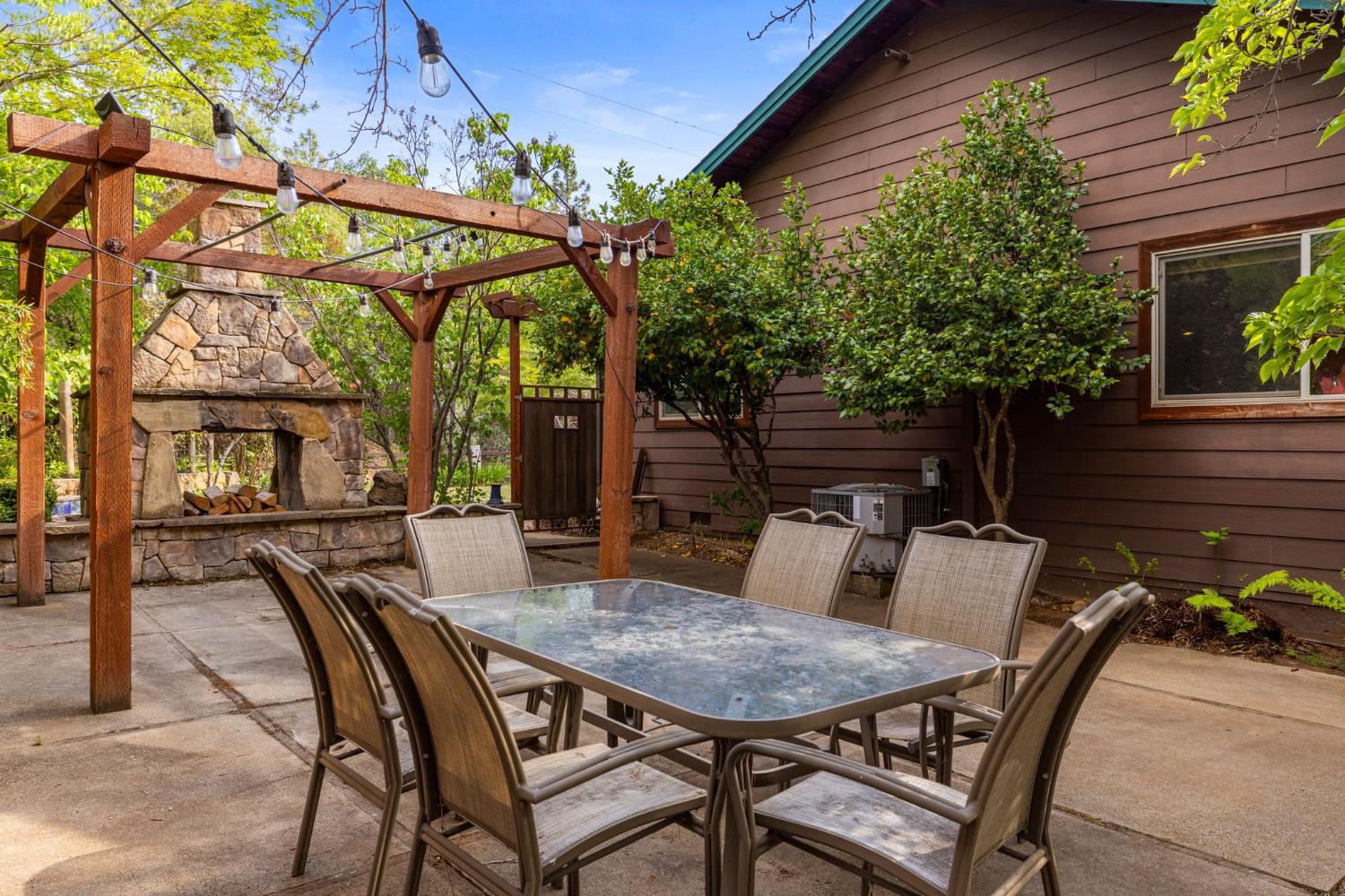 9340 Mosquito Road