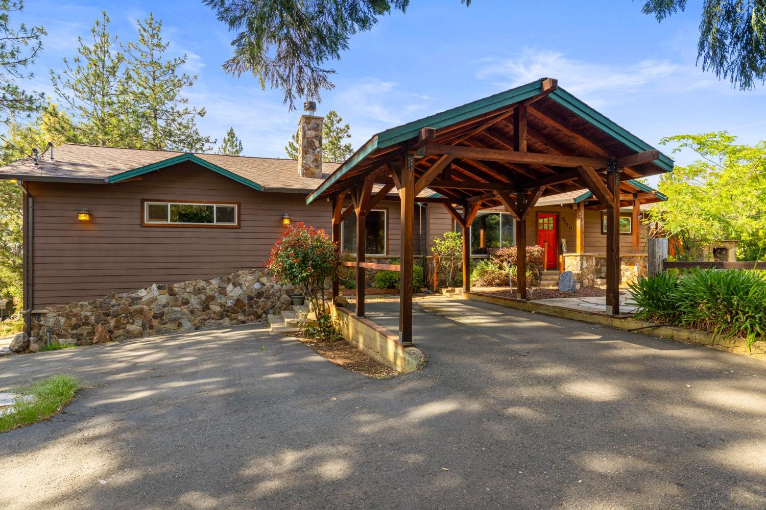 9340 Mosquito Road