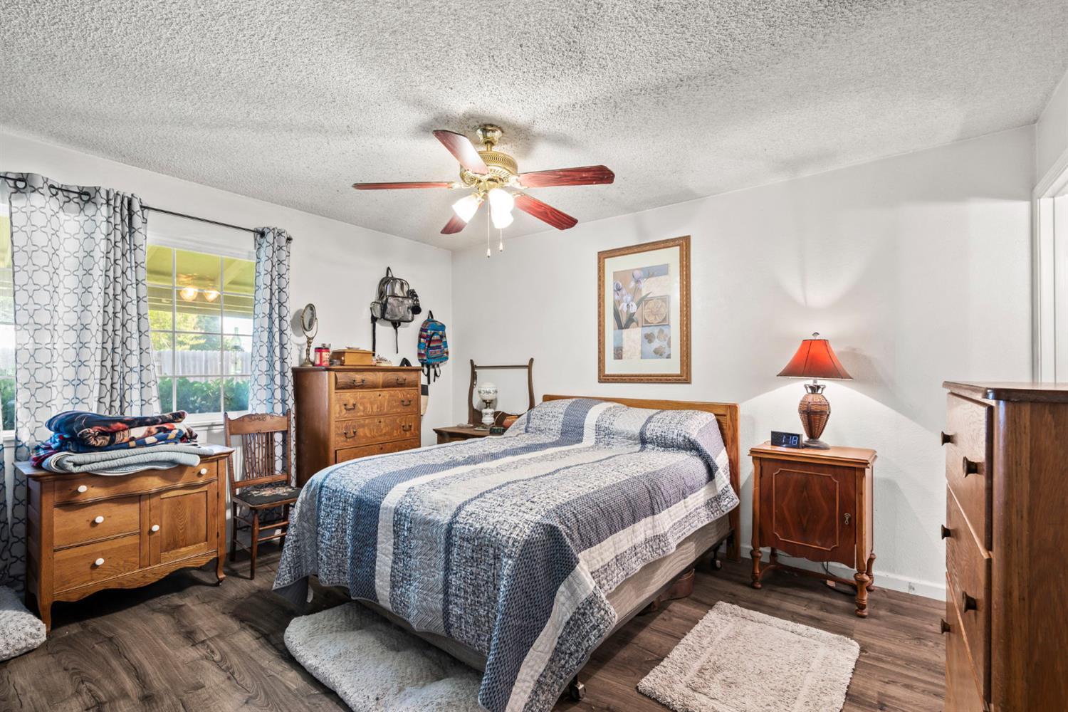 7129 Dawn View Court