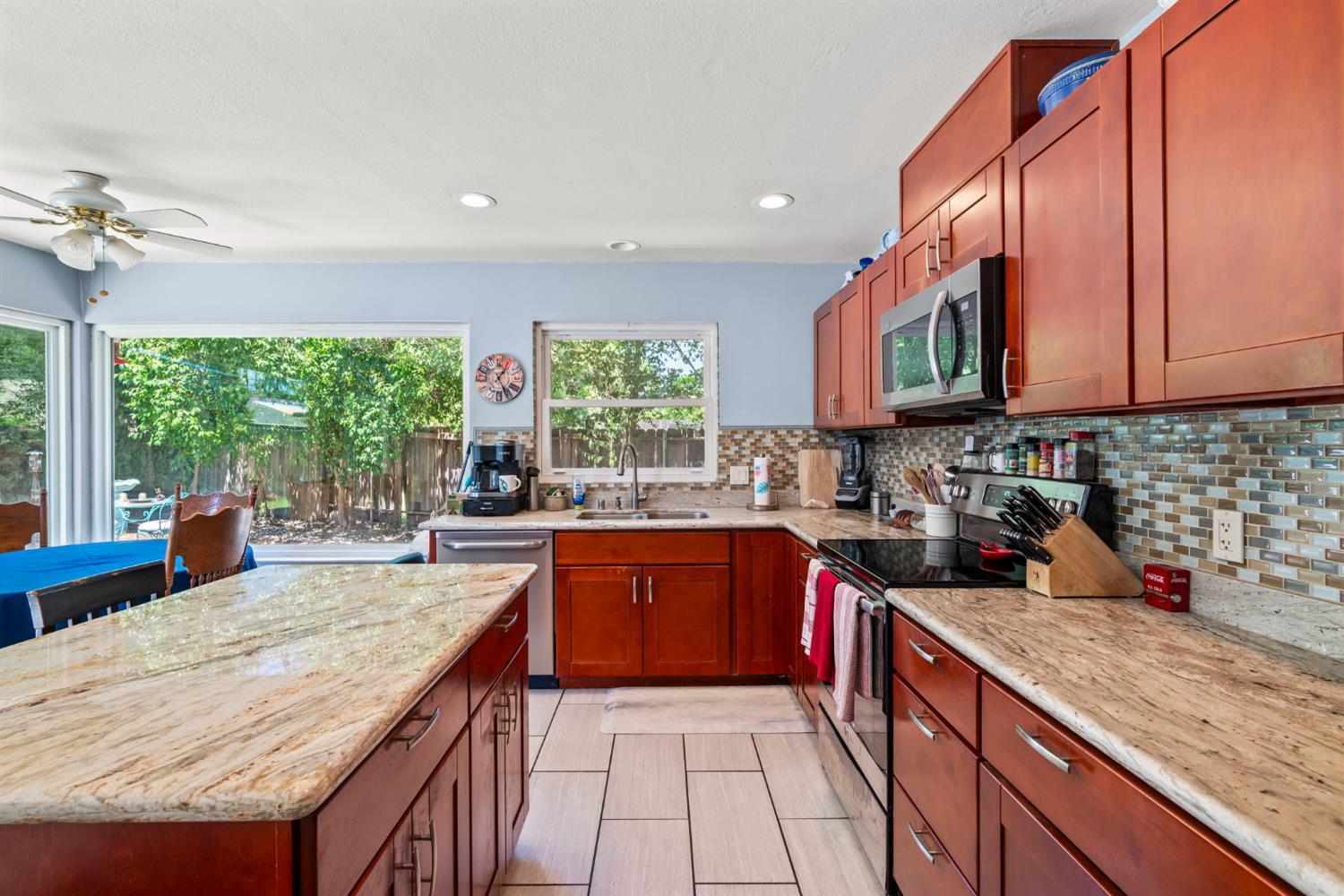 7129 Dawn View Court