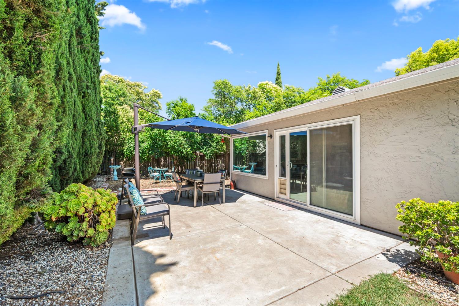 7129 Dawn View Court