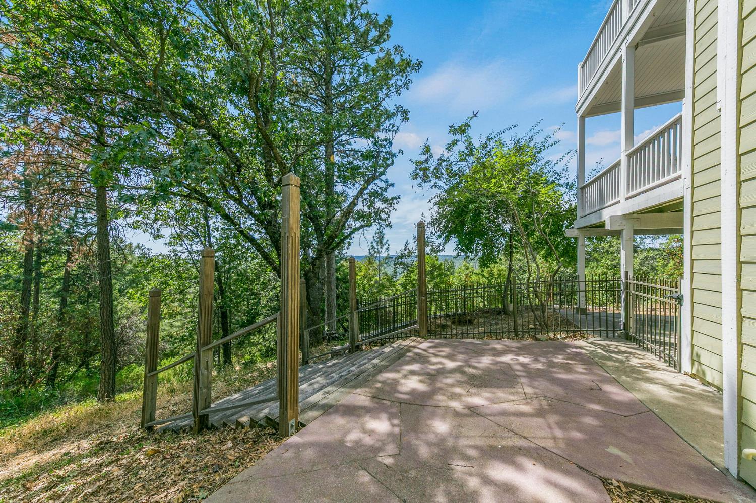 6060 Keeble Lane