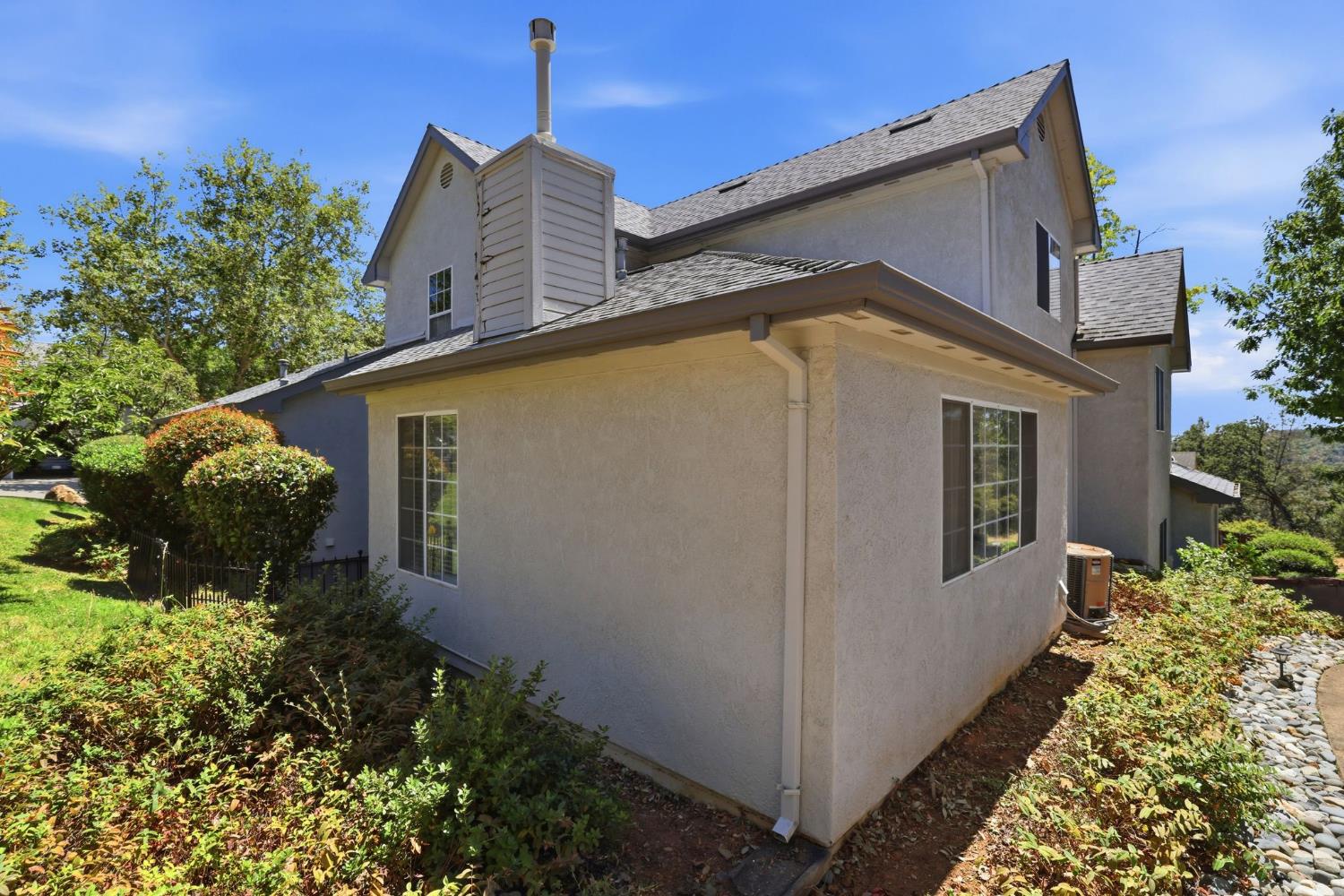 657 David Circle