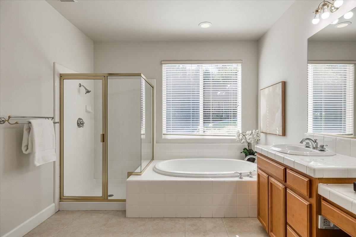 4102 Windsor Point Place