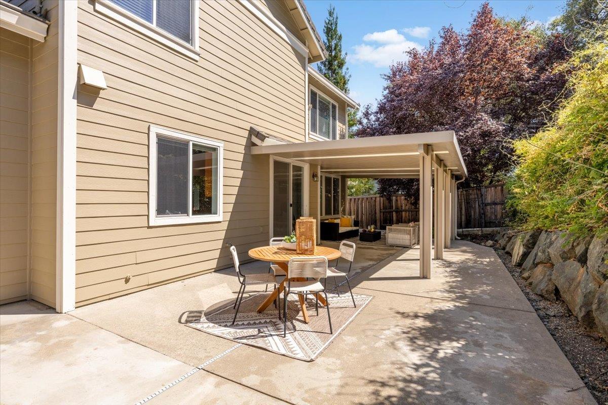 4102 Windsor Point Place