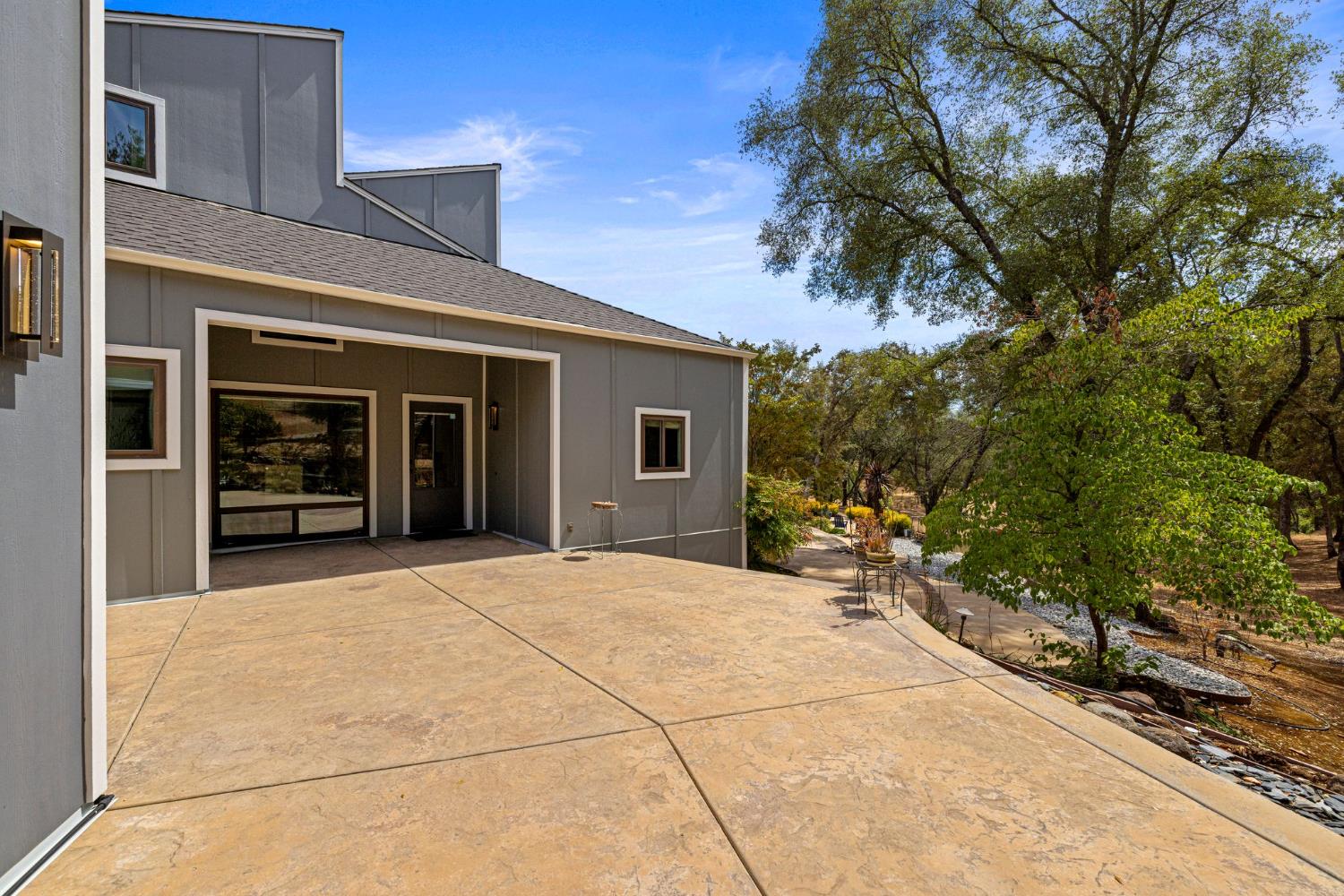 5080 Highcrest Drive