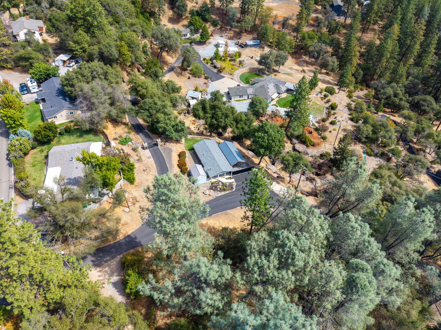 1715 Karen Way