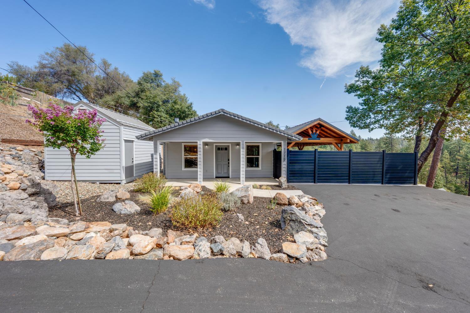 1715 Karen Way