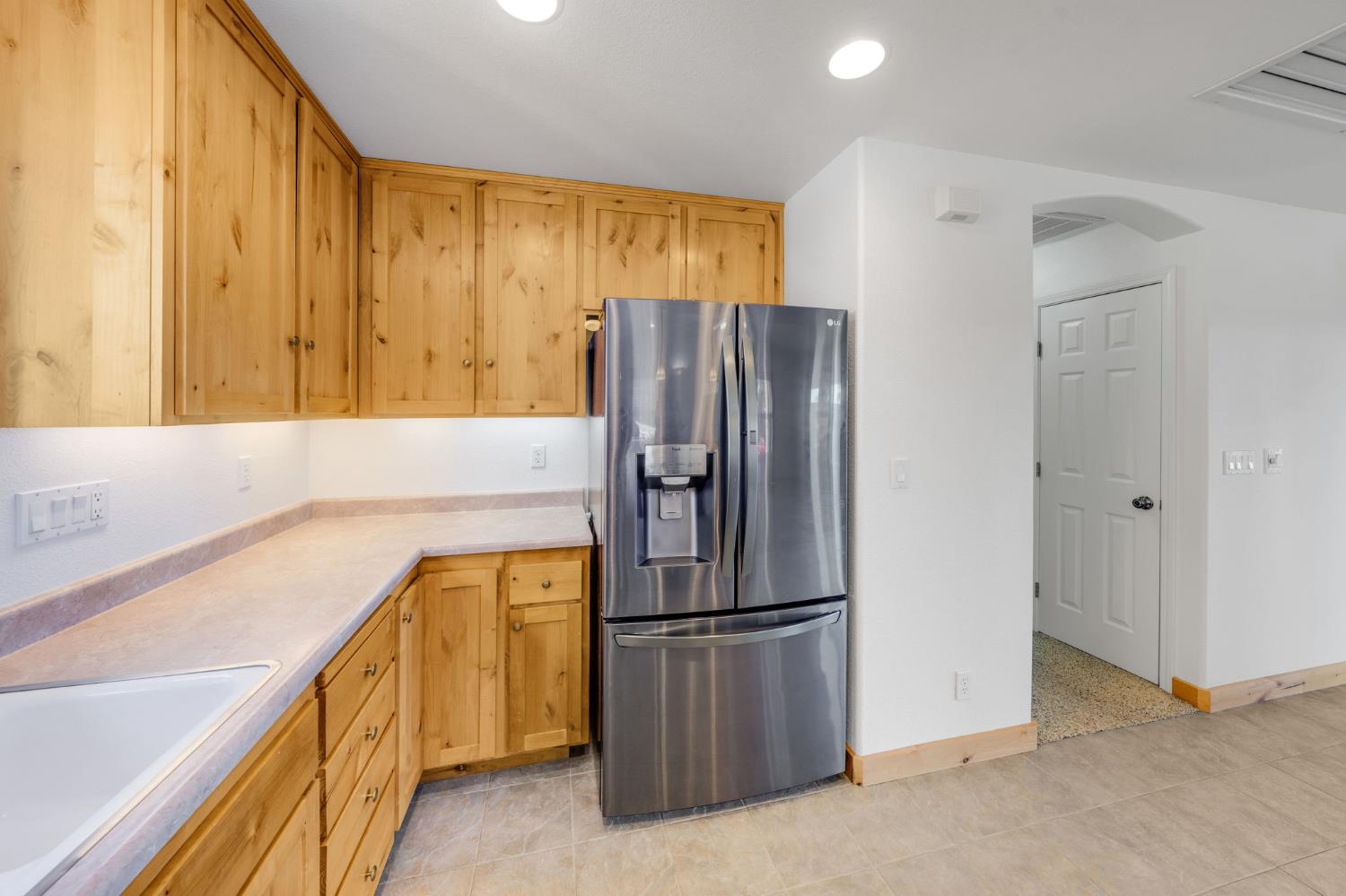 1715 Karen Way