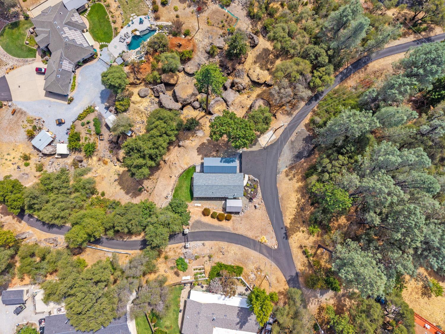 1715 Karen Way