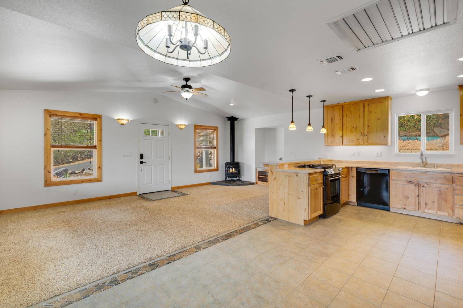 1715 Karen Way