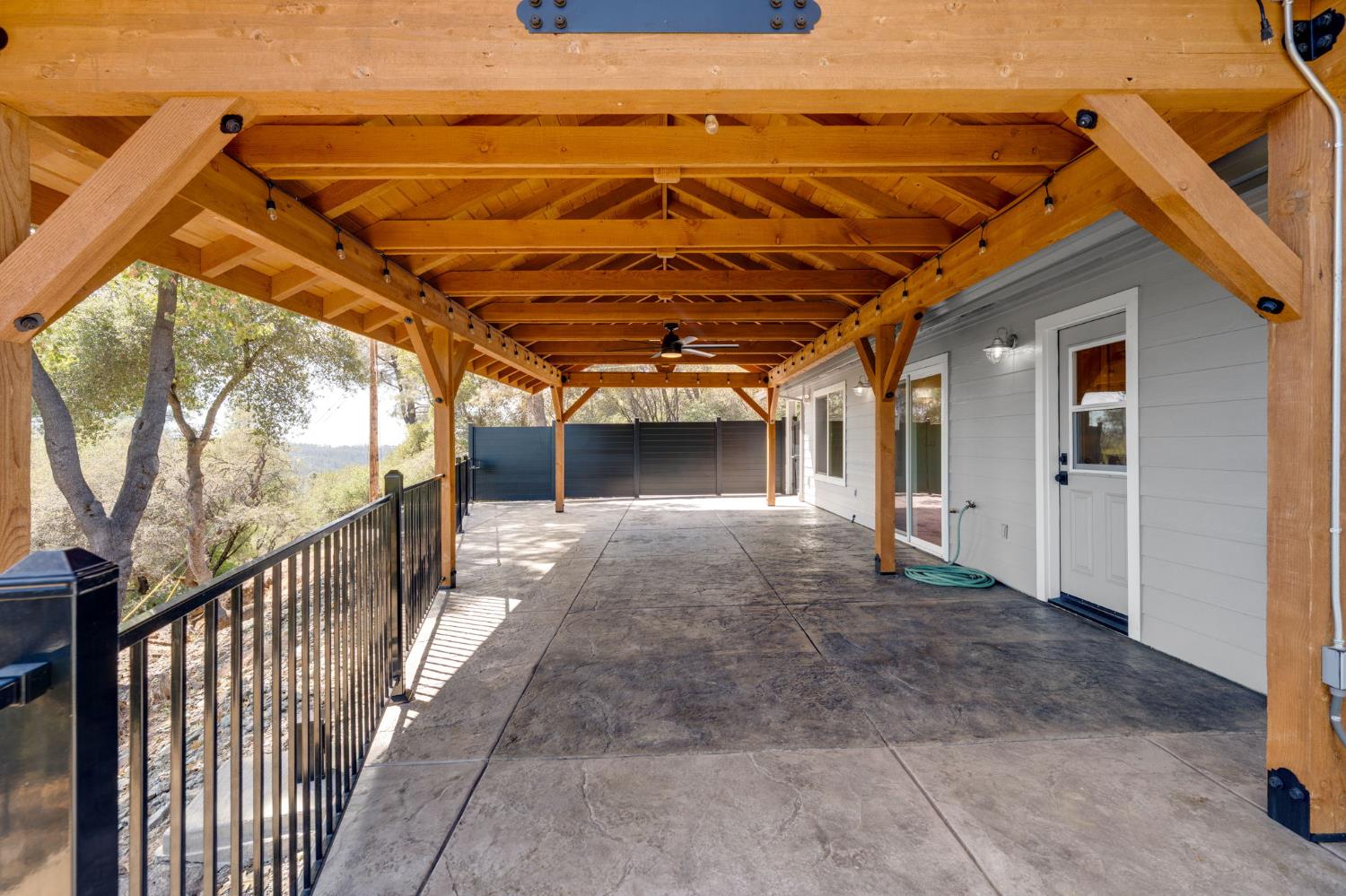 1715 Karen Way