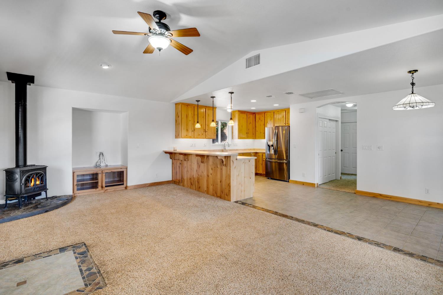 1715 Karen Way